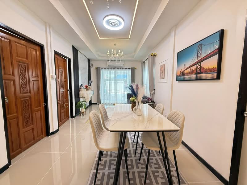 ขายบ้าน 3 ห้องนอน ในพัทยาตะวันออก, Chon Buri (Pattaya), Bang Lamung, Bang Lamung (Pattaya), Chon Buri (Pattaya), 3 Bedrooms, 136 sqm, Townhouse For Sale, by PLC real estate, 500225409 - DDproperty.com
