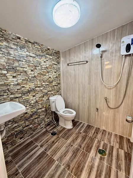 ขายบ้าน 3 ห้องนอน ในพัทยาตะวันออก, Chon Buri (Pattaya), Bang Lamung, Bang Lamung (Pattaya), Chon Buri (Pattaya), 3 Bedrooms, 136 sqm, Townhouse For Sale, by PLC real estate, 500225409 - DDproperty.com