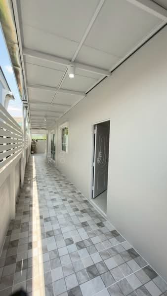 Lully Ville Lumlukka Klong 3 : ลัลลี่วิลล์ ลำลูกกาคลอง 3, ปทุมธานี, ลาดสวาย, ลำลูกกา, ปทุมธานี, 145 ตร.ม., ทาวน์เฮ้าส์ ขาย, โดย Connex Property, 500225410 - DDproperty.com