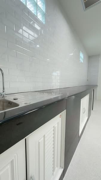 Lully Ville Lumlukka Klong 3, Pathum Thani, Lat Sawai, Lam Luk Ka, Pathum Thani, 3 Bedrooms, 145 sqm, Townhouse For Sale, by Connex Property, 500225410 - DDproperty.com