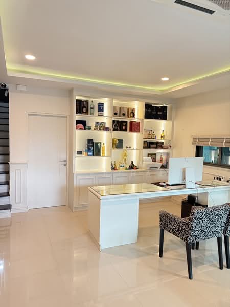 Setthasiri Thawiwatthana, Bangkok, Sala Thammasop Road, Sala Thammasop, Thawi Watthana, Bangkok, 4 Bedrooms, 288 sqm, Single Detached House For Sale, by Ladda Suebthai, 500225412 - DDproperty.com