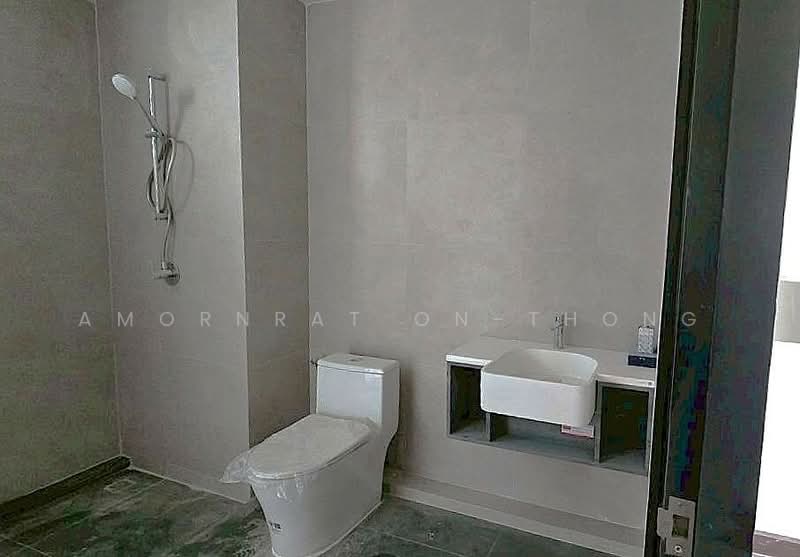 ทาวเฮ้าท์, กรุงเทพ, คลองตันเหนือ, วัฒนา, กรุงเทพ, 450 ตร.ม., พื้นที่ขายของ ให้เช่า, โดย Amornrat On-Thong, 500225427 - DDproperty.com