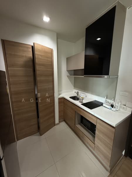 Rhythm Phahol-Ari : ริธึ่ม พหล-อารีย์, กรุงเทพ, 1377 ถนนพหลโยธิน, สามเสนใน, พญาไท, กรุงเทพ, 65 ตร.ม., คอนโด ให้เช่า, โดย Bangkok Agent Co.,Ltd., 500225441 - DDproperty.com