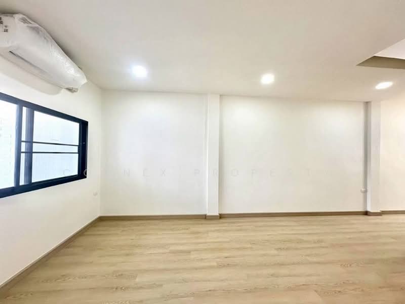 Ketnuti Garden Ladprao, Bangkok, Soi Ladprao 94, Phlapphla, Wang Thonglang, Bangkok, 2 Bedrooms, 21 sqm, Townhouse For Sale, by Connex Property, 500225451 - DDproperty.com