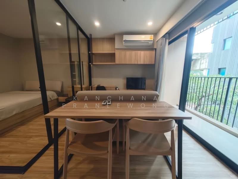 Blossom Condo @ Sathorn-Charoenrat, Bangkok, Charoen Rat Road, Thung Wat Don, Sathon, Bangkok, 1 Bedroom, 32 sqm, Condo For Rent, by Kanchana Praneewong, 500225474 - DDproperty.com