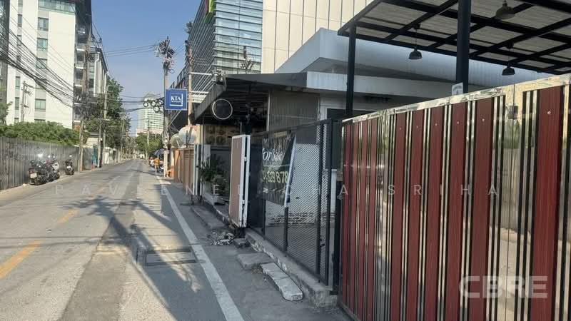 ขาย - Single House on Sukhumvit 42, กรุงเทพ