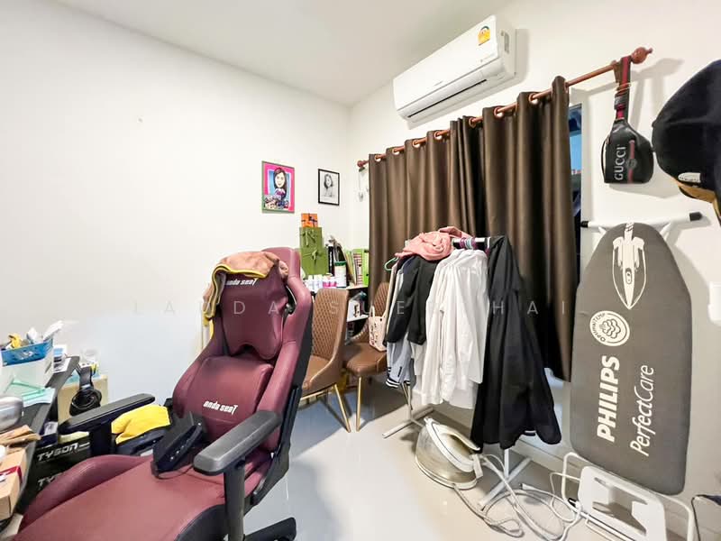 Gusto Petchakasem 69-Kanchanapisek, Bangkok, 89 Road along Khlong Phasi Charoen, southern side, Nong Kham, Nong Khaem, Bangkok, 3 Bedrooms, 136 sqm, Townhouse For Sale, by Ladda Suebthai, 500225491 - DDproperty.com