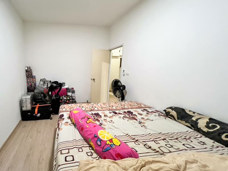 Gusto Petchakasem 69-Kanchanapisek, Bangkok, 89 Road along Khlong Phasi Charoen, southern side, Nong Kham, Nong Khaem, Bangkok, 3 Bedrooms, 136 sqm, Townhouse For Sale, by Ladda Suebthai, 500225491 - DDproperty.com