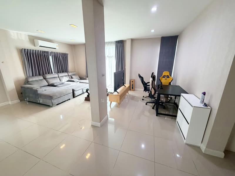 Perfect Place Sukhumvit 77-Suvarnabhumi : เพอร์เฟค เพลส สุขุมวิท77-สุวรรณภูมิ, สมุทรปราการ, ถนนลาดกระบัง, ราชาเทวะ, บางพลี, สมุทรปราการ, 204 ตร.ม., บ้านเดี่ยว ขาย, โดย ปุณณภา นารานนทชัย, 500225504 - DDproperty.com