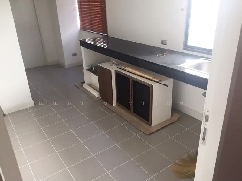 Perfect Place Sukhumvit 77-Suvarnabhumi, Samut Prakan, Lat Krabang Road, Rachathewa, Bang Plee, Samut Prakan, 3 Bedrooms, 204 sqm, Single Detached House For Sale, by ปุณณภา นารานนทชัย, 500225504 - DDproperty.com