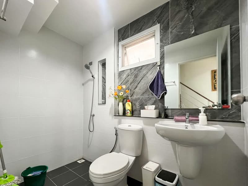 i Leaf Prime Prachauthit 90 : ไอลีฟ ไพร์ม ประชาอุทิศ 90, สมุทรปราการ, ประชาอุทิศ 90, บ้านคลองสวน, พระสมุทรเจดีย์, สมุทรปราการ, 125 ตร.ม., ทาวน์เฮ้าส์ ขาย, โดย Ladda Suebthai, 500225516 - DDproperty.com