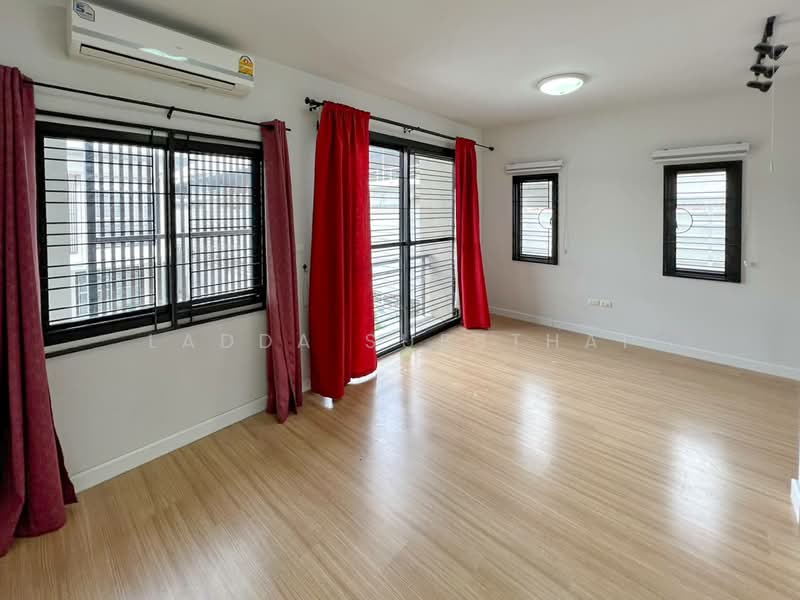 Amity Bangna-Theparak, Samut Prakan, Thepharak Road, Bang Phriang, Bang Bo, Samut Prakan, 3 Bedrooms, 110 sqm, Single Detached House For Sale, by Ladda Suebthai, 500225525 - DDproperty.com
