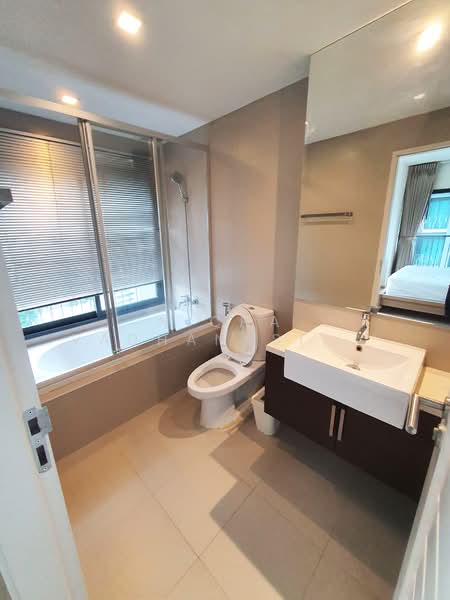Noble Remix, Bangkok, 772 Soi Sukhumvit 36, Sukhumvit Road, Khong Tan, Khlong Toei, Bangkok, 1 Bedroom, 61 sqm, Condo For Rent, by Nicha Vadhanasiriyakorn, 500225526 - DDproperty.com