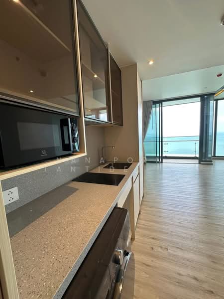 For Sale - Arom Wongamat, Chon Buri (Pattaya)