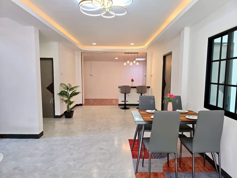 K.C. Garden Home 12, Bangkok, Sam Wa Tawan Ok, Khlong Sam Wa, Bangkok, 6 Bedrooms, 150 sqm, Single Detached House For Sale, by ปภัชญา ธนัตถ์ภรณ์, 500225547 - DDproperty.com