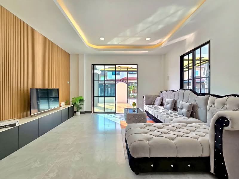  เค.ซี. การ์เด้นโฮม 12, กรุงเทพ, สามวาตะวันออก, คลองสามวา, กรุงเทพ, 150 ตร.ม., บ้านเดี่ยว ขาย, โดย ปภัชญา ธนัตถ์ภรณ์, 500225547 - DDproperty.com