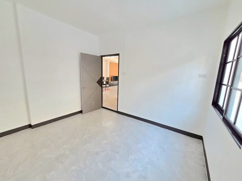 K.C. Garden Home 12, Bangkok, Sam Wa Tawan Ok, Khlong Sam Wa, Bangkok, 6 Bedrooms, 150 sqm, Single Detached House For Sale, by ปภัชญา ธนัตถ์ภรณ์, 500225547 - DDproperty.com