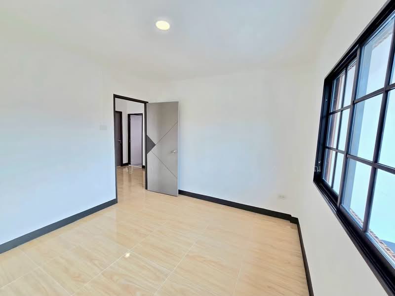 K.C. Garden Home 12, Bangkok, Sam Wa Tawan Ok, Khlong Sam Wa, Bangkok, 6 Bedrooms, 150 sqm, Single Detached House For Sale, by ปภัชญา ธนัตถ์ภรณ์, 500225547 - DDproperty.com