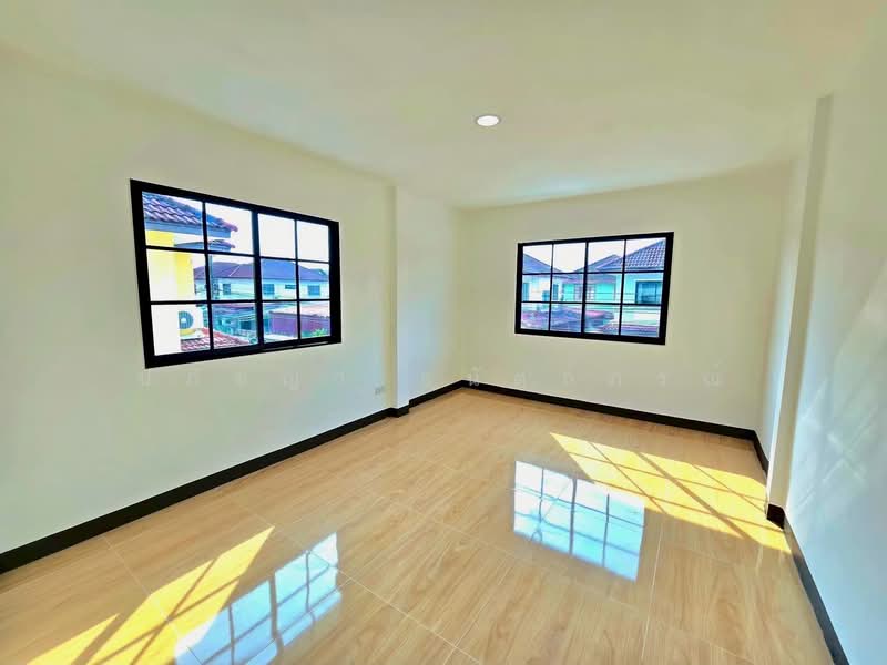 K.C. Garden Home 12, Bangkok, Sam Wa Tawan Ok, Khlong Sam Wa, Bangkok, 6 Bedrooms, 150 sqm, Single Detached House For Sale, by ปภัชญา ธนัตถ์ภรณ์, 500225547 - DDproperty.com