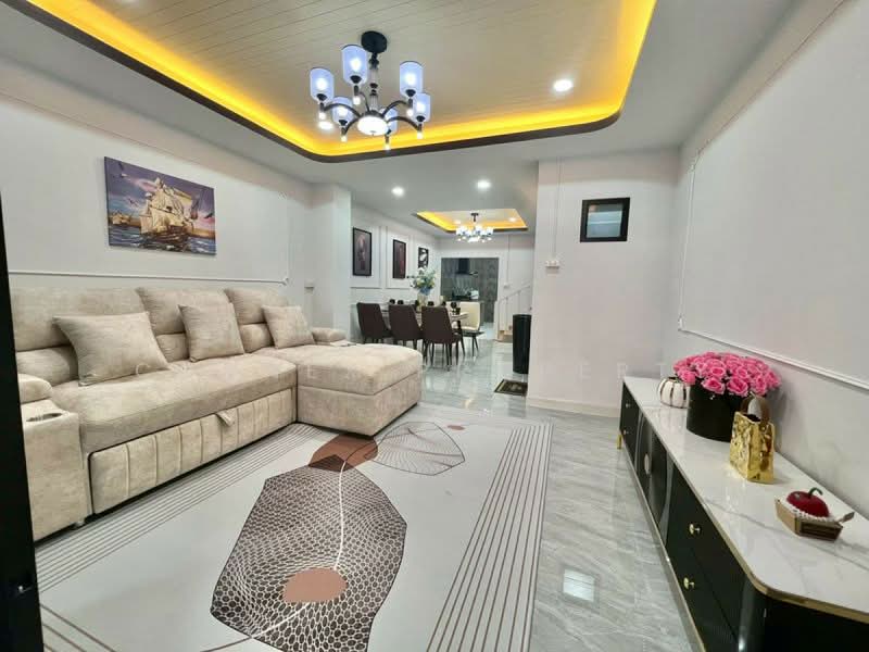 ขาย - Thien Thong : หมู่บ้านเธียรทอง, กรุงเทพ