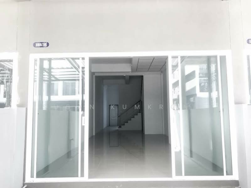 ให้เช่า - หมู่บ้าน วิเศษสุขนคร 25, กรุงเทพ