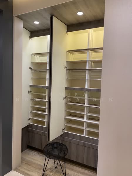 The Infinity : ดิ อินฟินิตี้, กรุงเทพ, 98 ถนนนราธิวาสราชนครินทร์, สีลม, บางรัก, กรุงเทพ, 245 ตร.ม., คอนโด ให้เช่า, โดย Emmika Ngoencharoen, 500225641 - DDproperty.com