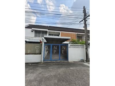 ขาย - ทาวน์เฮ้าส์ ลาดพร้าว 33, กรุงเทพ