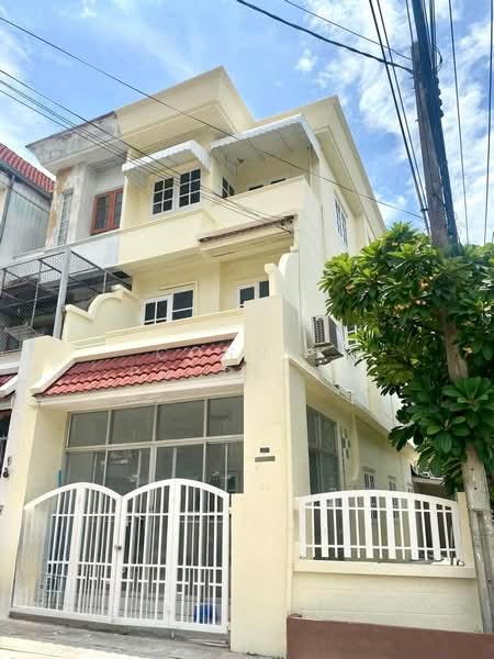 Townhome Chokchai 4 Soi 72, Bangkok, -, Lat Phrao, Lat Phrao, Bangkok, 4 Bedrooms, 21 sqm, Townhouse For Sale, by Connex Property, 500225650 - DDproperty.com