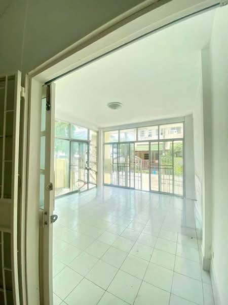 Townhome Chokchai 4 Soi 72, Bangkok, -, Lat Phrao, Lat Phrao, Bangkok, 4 Bedrooms, 21 sqm, Townhouse For Sale, by Connex Property, 500225650 - DDproperty.com