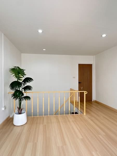 Phum Urai Village, Bangkok, สุทธิสารวินิจฉัย, Samsen Nok, Huai Khwang, Bangkok, 3 Bedrooms, 160 sqm, Townhouse For Sale, by Connex Property, 500225665 - DDproperty.com