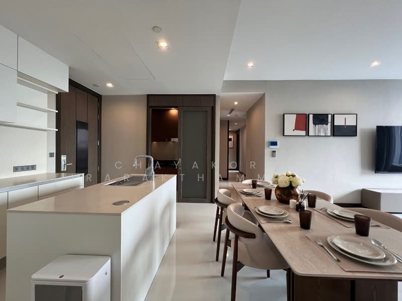 Q1 Sukhumvit, Bangkok, 1 Sukhumvit Road, Khlong Toei, Khlong Toei, Bangkok, 3 Bedrooms, 148 sqm, Condo For Rent, by Chayakorn Tirarakthammakit, 500225679 - DDproperty.com