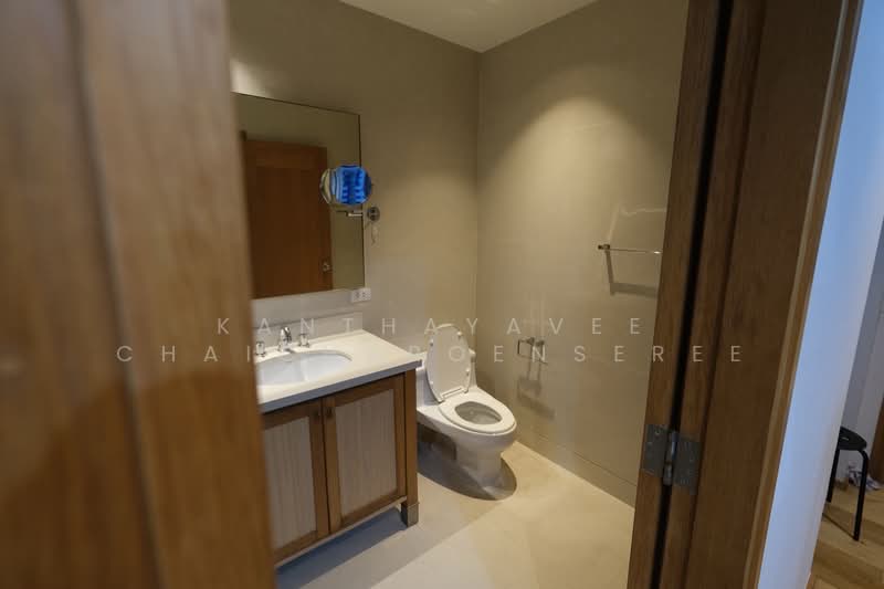 The Emporio Place, Bangkok, 93 Soi Sukhumvit 24, Sukhumvit Road, Khong Tan, Khlong Toei, Bangkok, 2 Bedrooms, 101 sqm, Condo For Sale, by Kanthayavee Chaicharoenseree, 500225680 - DDproperty.com