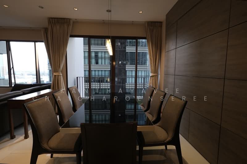 The Emporio Place, Bangkok, 93 Soi Sukhumvit 24, Sukhumvit Road, Khong Tan, Khlong Toei, Bangkok, 2 Bedrooms, 101 sqm, Condo For Sale, by Kanthayavee Chaicharoenseree, 500225680 - DDproperty.com