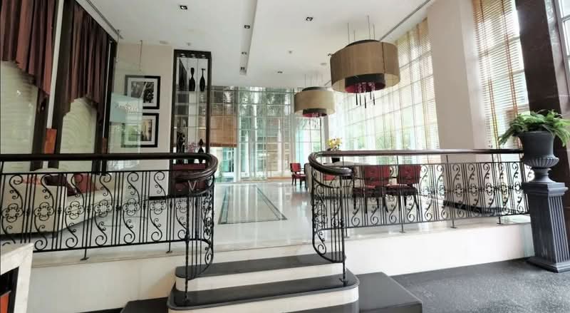 The Address Sukhumvit 42, Bangkok, 39  Soi Barbot 1, Sukhumvit Road, Phra Kanong, Khlong Toei, Bangkok, 1 Bedroom, 45 sqm, Condo For Rent, by Virin W., 500225691 - DDproperty.com