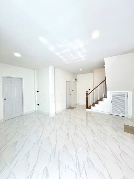 Baanfahpiyarom Reanlong, Pathum Thani, ลำลูกกา, Bung Kham Proi, Lam Luk Ka, Pathum Thani, 3 Bedrooms, 21 sqm, Townhouse For Sale, by Connex Property, 500225695 - DDproperty.com