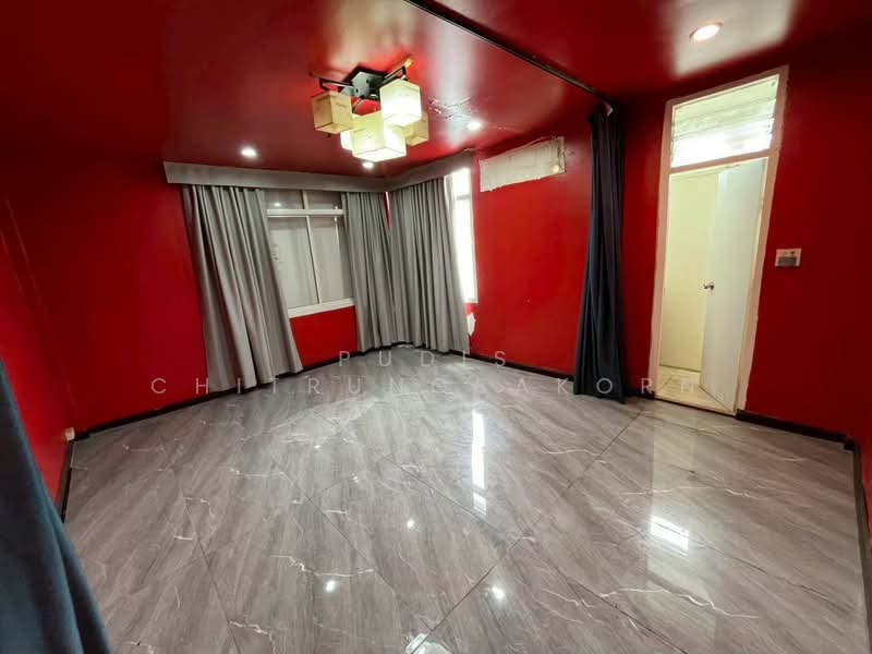 2-Storey Townhome for Rent | Ratchadaphisek, Bangkok, Din Daeng, Din Daeng, Bangkok, , 507 sqm, Shophouse For Rent, by Pudis Chitrungsakorn, 500225704 - DDproperty.com