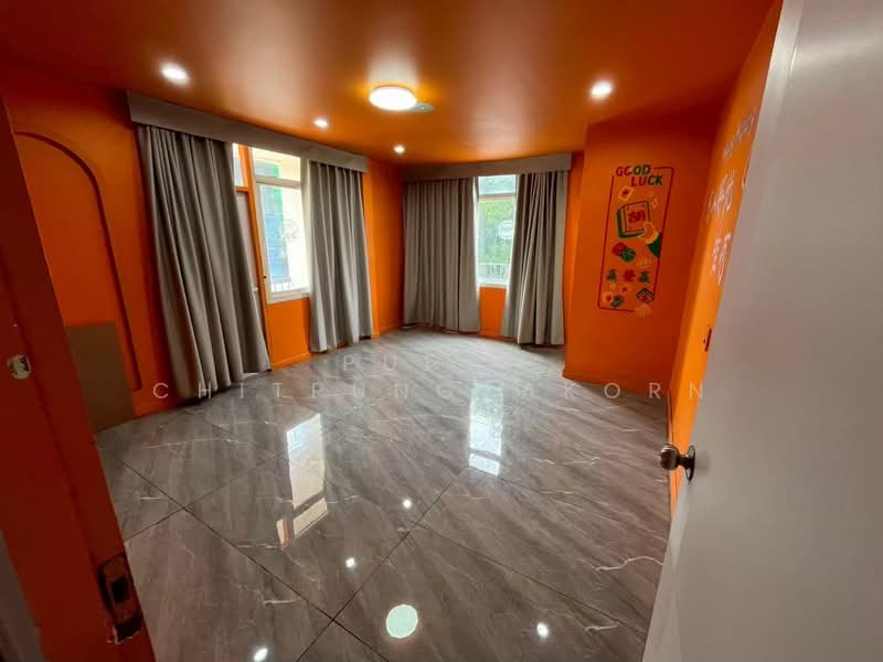 2-Storey Townhome for Rent | Ratchadaphisek, Bangkok, Din Daeng, Din Daeng, Bangkok, , 507 sqm, Shophouse For Rent, by Pudis Chitrungsakorn, 500225704 - DDproperty.com