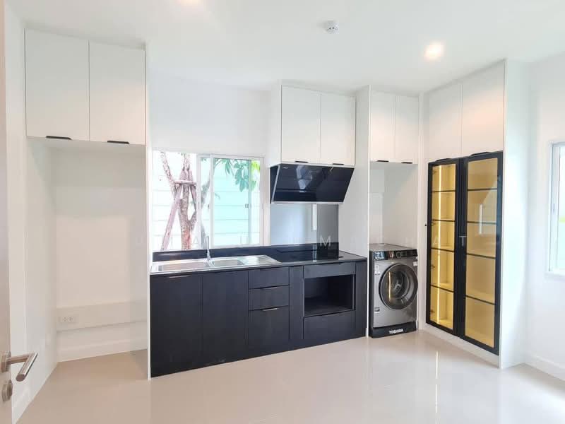 Nirvana Absolute Krungthep Kreetha, Bangkok, Soi Krungthep Kreetha B 5, Saphan Sung, Saphan Sung, Bangkok, 3 Bedrooms, 300 sqm, Single Detached House For Rent, by Usuma Usumachat, 500225720 - DDproperty.com