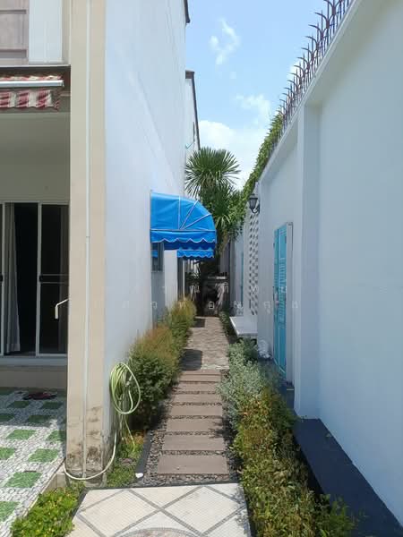 Baan Klang Muang S-Sense Onnuch-Wongwan : บ้านกลางเมือง เอสเซ้นส์ อ่อนนุช – วงแหวน, กรุงเทพ, ถนนลาดกระบัง, ลาดกระบัง, ลาดกระบัง, กรุงเทพ, 190 ตร.ม., ทาวน์เฮ้าส์ ขาย, โดย พรรณทิพย์ อัศวทองกุล, 500225732 - DDproperty.com