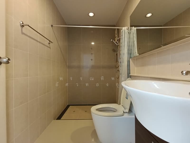 Baan Klang Muang S-Sense Onnuch-Wongwan, Bangkok, Lat Krabang Road, Lat Krabang, Lat Krabang, Bangkok, 3 Bedrooms, 190 sqm, Townhouse For Sale, by พรรณทิพย์ อัศวทองกุล, 500225732 - DDproperty.com