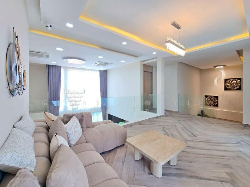 ซอยสยามคันทรีคลับ - ซอยพรประภานิมิตร ตำบลหนองปรือ อำเภอบางละมุง จังหวัดชลบุรี, Chon Buri (Pattaya), ซอยสยามคันทรีคลับ - ซอยพรประภานิมิตร, Nong Pru, Bang Lamung (Pattaya), Chon Buri (Pattaya), 5 Bedrooms, 330 sqm, Villa For Sale, by Nichapa Phiachan, 500225739 - DDproperty.com