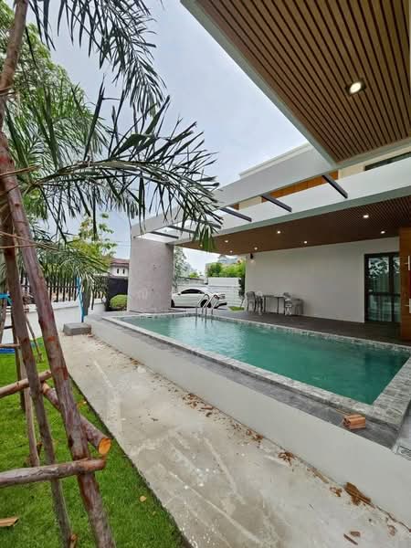 ใกล้ทะเลจอมเทียน - พัทยา ตำบลหนองปรือ อำเภอบางละมุง จังหวัดชลบุรี, ชลบุรี, ซอยชัยพฤกษ์ 1 จอมเทียน, หนองปรือ, บางละมุง, ชลบุรี, 236 ตร.ม., วิลล่า ขาย, โดย ณิชาภา (คุณดาว) เพียจันทร์, 500225742 - DDproperty.com