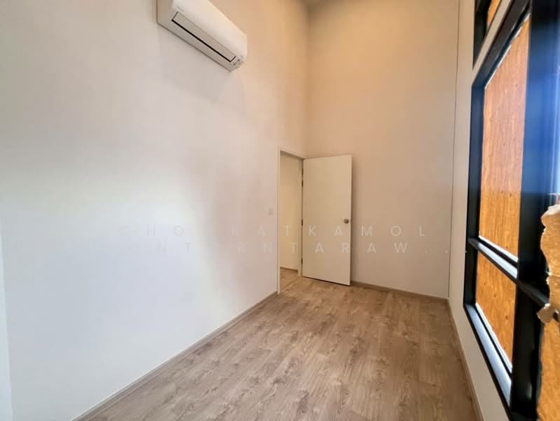 The Tree Pattanakarn-Ekkamai, Bangkok, 89 Phatthanakan Road, Suan Luang, Suan Luang, Bangkok, 2 Bedrooms, 57 sqm, Condo For Sale, by Chomratkamol Soontorntarawong (Gor), 500225752 - DDproperty.com