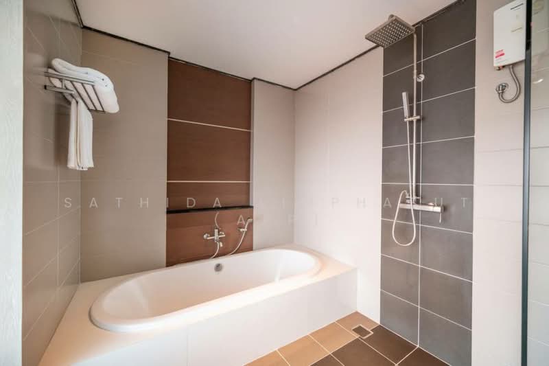 Golden Tulip Hotel & Residence Pattaya, Chon Buri (Pattaya), 98/29 หนองปรือ บางละมุง, Na Kloe, Bang Lamung (Pattaya), Chon Buri (Pattaya), 1 Bedroom, 43 sqm, Condo For Rent, by Sathida Limphasut (App), 500225791 - DDproperty.com