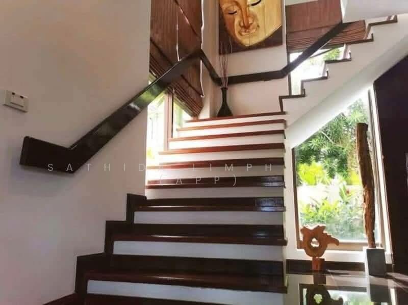 Perla Villa Pattaya, Chon Buri (Pattaya), Poong, Bang Lamung (Pattaya), Chon Buri (Pattaya), 4 Bedrooms, 380 sqm, Villa For Rent, by Sathida Limphasut (App), 500225838 - DDproperty.com