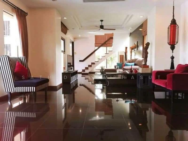 Perla Villa Pattaya, Chon Buri (Pattaya), Poong, Bang Lamung (Pattaya), Chon Buri (Pattaya), 4 Bedrooms, 380 sqm, Villa For Rent, by Sathida Limphasut (App), 500225838 - DDproperty.com