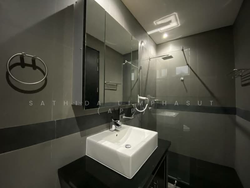 Palm Oasis Villa Pattaya : ปาล์ม โอเอซิส วิลล่า พัทยา, ชลบุรี, ซอยเทพประสิทธิ์ 17, หนองปรือ, บางละมุง, ชลบุรี, 1,440 ตร.ม., วิลล่า ให้เช่า, โดย Sathida Limphasut (App), 500225841 - DDproperty.com