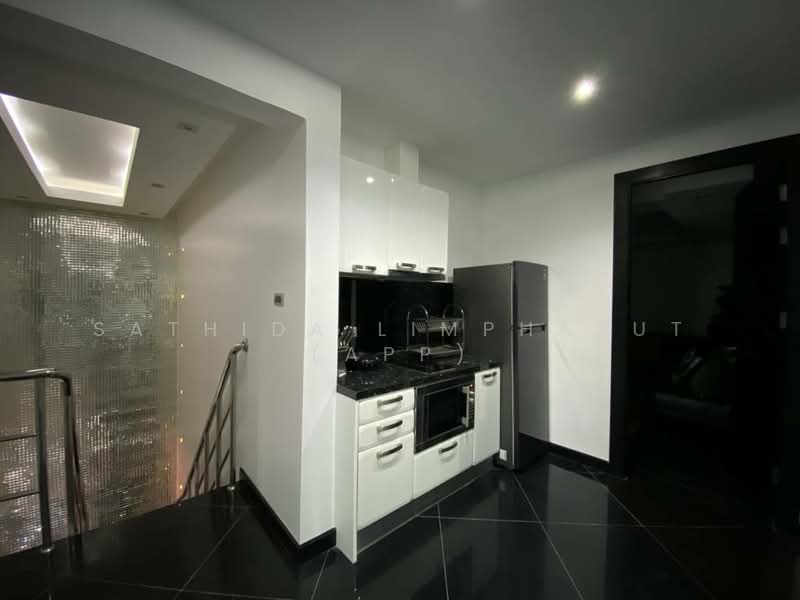 Palm Oasis Villa Pattaya : ปาล์ม โอเอซิส วิลล่า พัทยา, ชลบุรี, ซอยเทพประสิทธิ์ 17, หนองปรือ, บางละมุง, ชลบุรี, 1,440 ตร.ม., วิลล่า ให้เช่า, โดย Sathida Limphasut (App), 500225841 - DDproperty.com