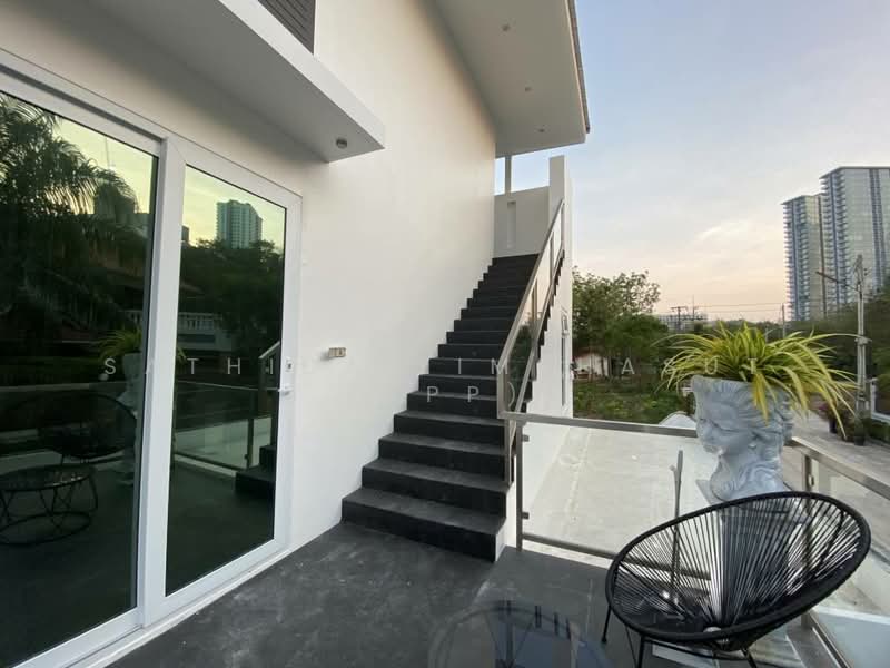 Palm Oasis Villa Pattaya : ปาล์ม โอเอซิส วิลล่า พัทยา, ชลบุรี, ซอยเทพประสิทธิ์ 17, หนองปรือ, บางละมุง, ชลบุรี, 1,440 ตร.ม., วิลล่า ให้เช่า, โดย Sathida Limphasut (App), 500225841 - DDproperty.com