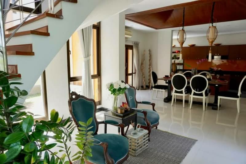 Perla Villa Pattaya, Chon Buri (Pattaya), Poong, Bang Lamung (Pattaya), Chon Buri (Pattaya), 4 Bedrooms, 800 sqm, Villa For Rent, by Sathida Limphasut (App), 500225843 - DDproperty.com